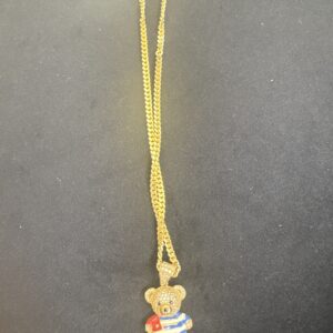 Cuban chain with pendant